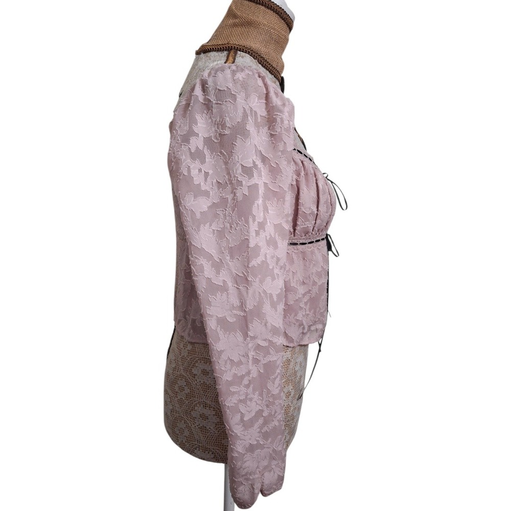 Altar'd State‎ Pale Pink Lace Square Neck Puff Sleeve Tie Front Cropped Blouse S - Picture 2 of 7